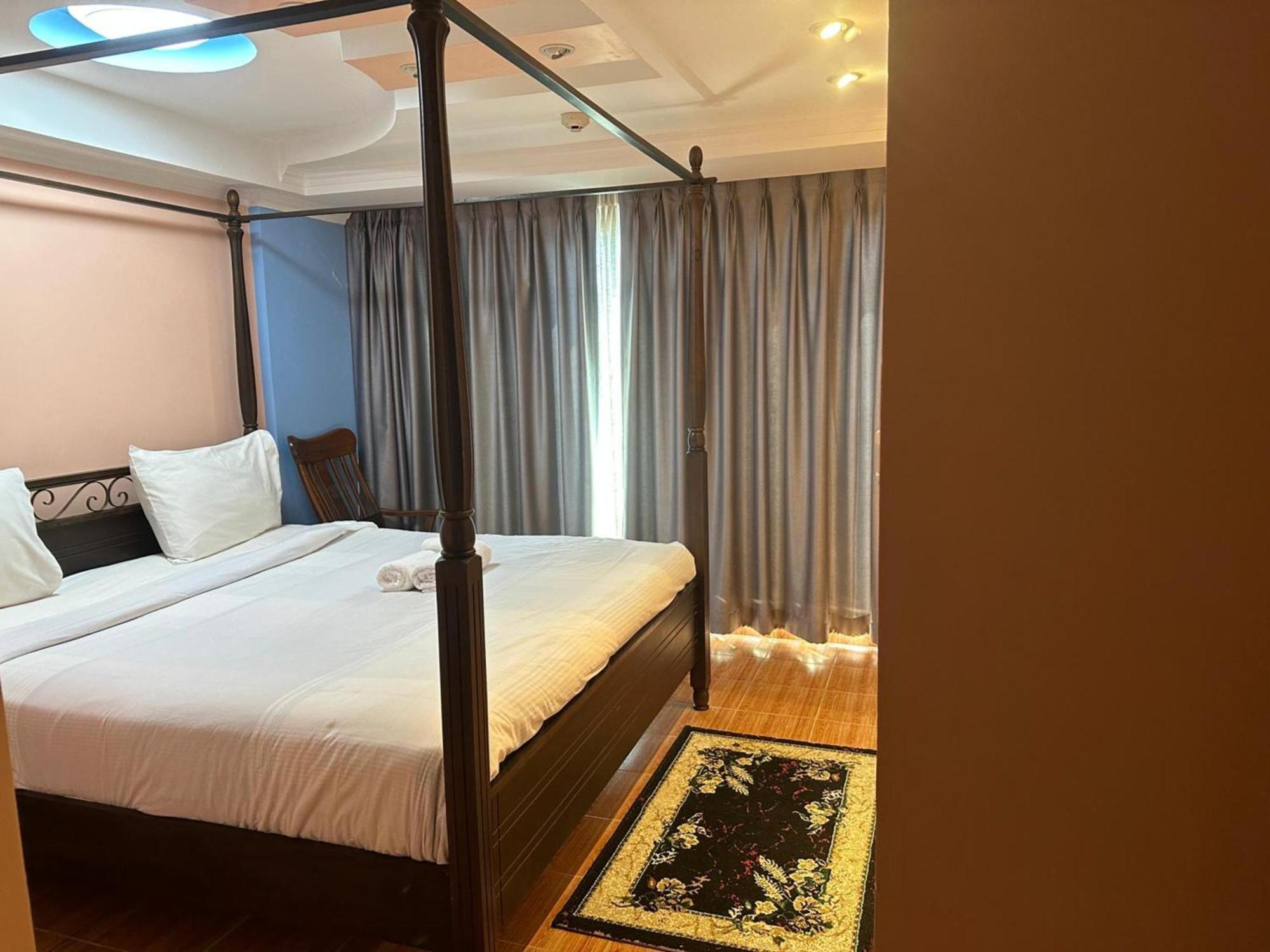 Affordable Serviced Apartments In Nana Omni Tower - Prime Sukhumvit Location Bangkok Extérieur photo