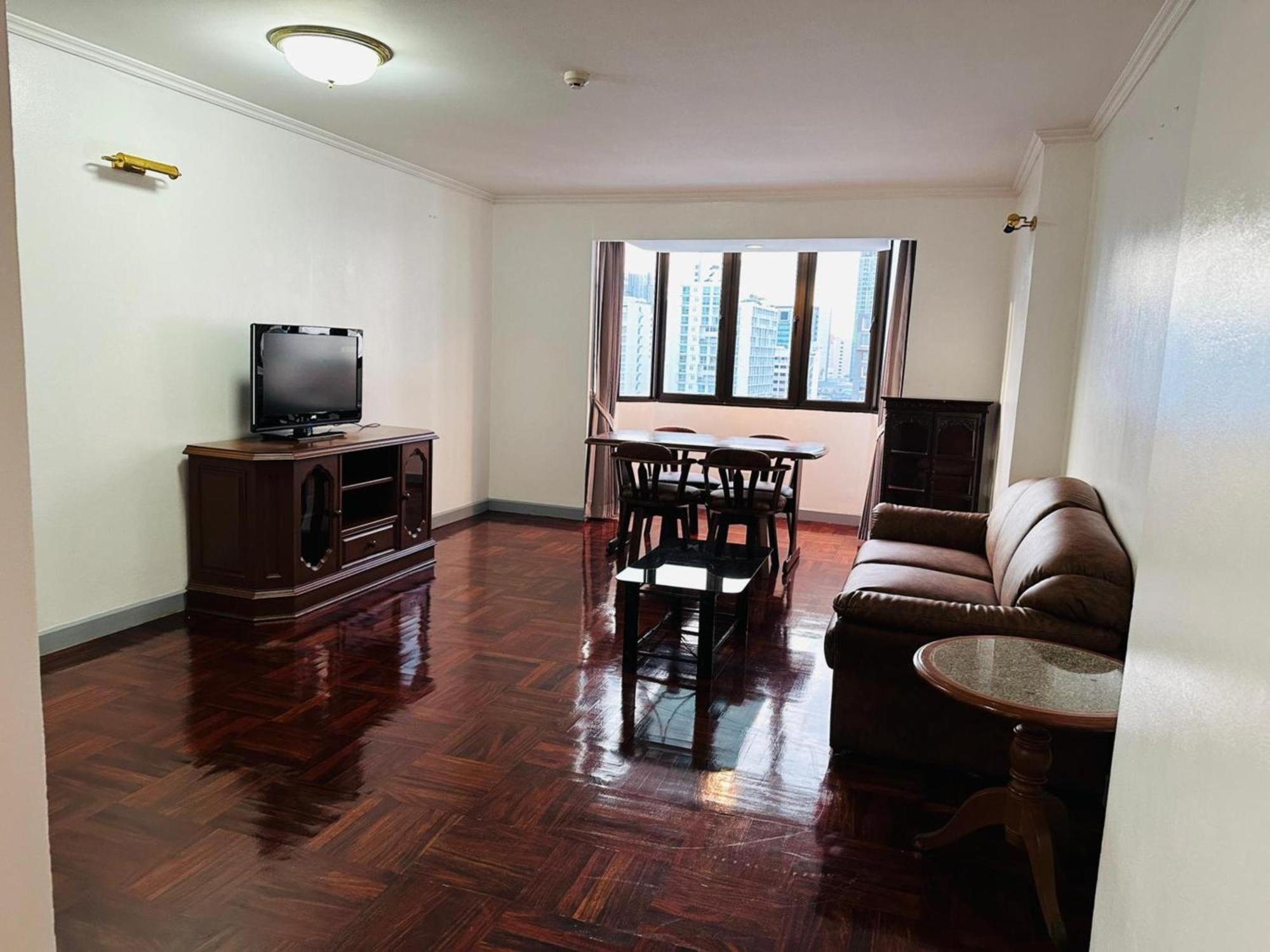 Affordable Serviced Apartments In Nana Omni Tower - Prime Sukhumvit Location Bangkok Extérieur photo