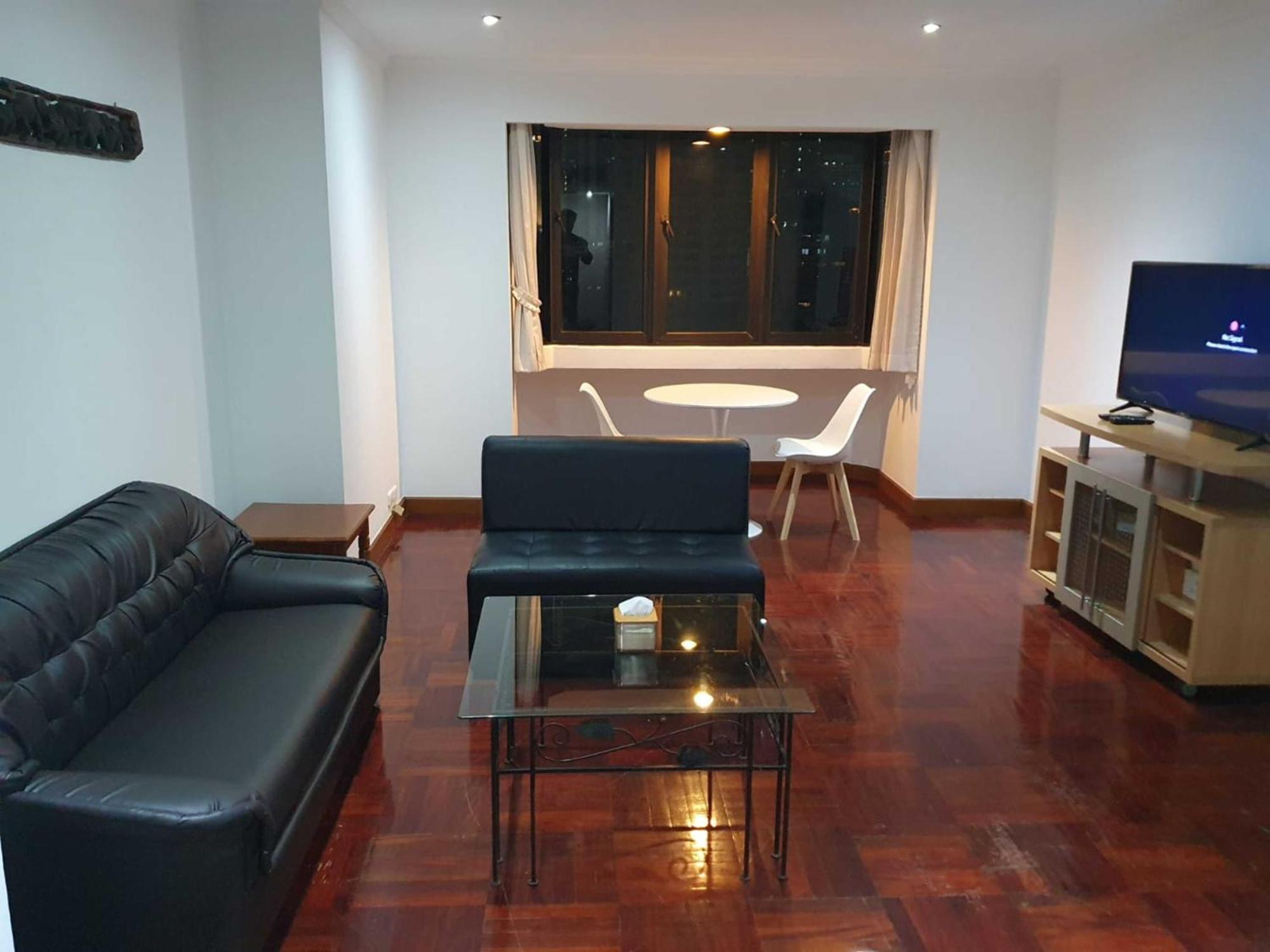 Affordable Serviced Apartments In Nana Omni Tower - Prime Sukhumvit Location Bangkok Extérieur photo
